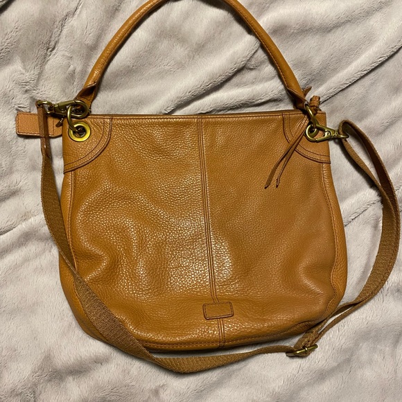 Fossil Karli large hobo saddle crossbody / shoulder  purse - Picture 2 of 7